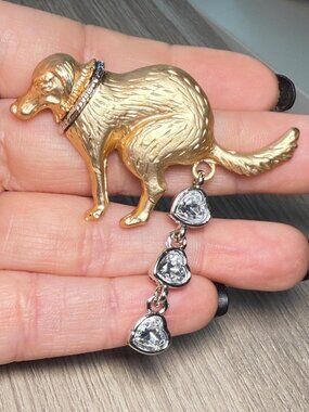 Dog Brooch Rhinestone Dangle Gold Tone Retriever Novelty Pin